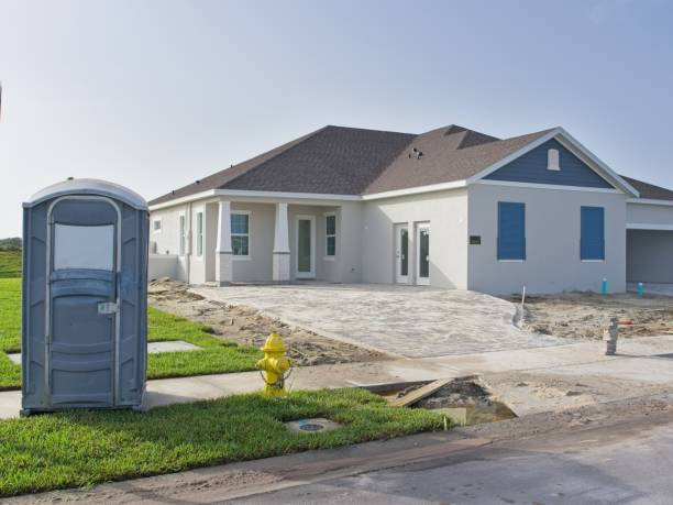 Portable Toilet Options We Offer in Yale, MI